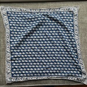 Madewell Navy and White Floral Bandana Scarf 20” square
